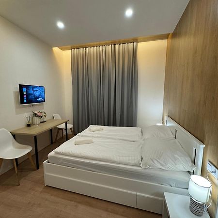 Zitna Downtown Apartments Praha Bagian luar foto